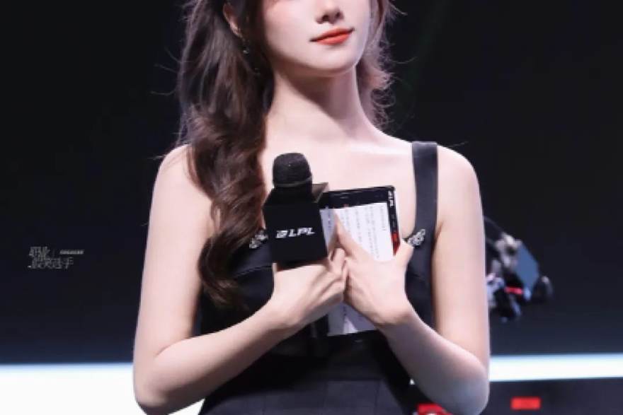 S16世界赛预测数据官网 S16赛季中期英雄优先级盘点：五路强势选择与版本脉络解读